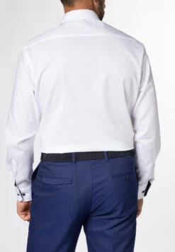 Eterna ETERNA Hemd Comfort Fit -Kleiderliebe Laden 8100 00e137 model rueck big