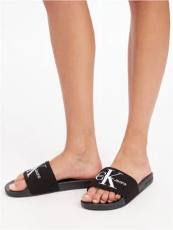 Calvin Klein Monogramm-Slides 10685668 -Kleiderliebe Laden Calvin Klein SP2023 BDS YW0YW00103BDS 5