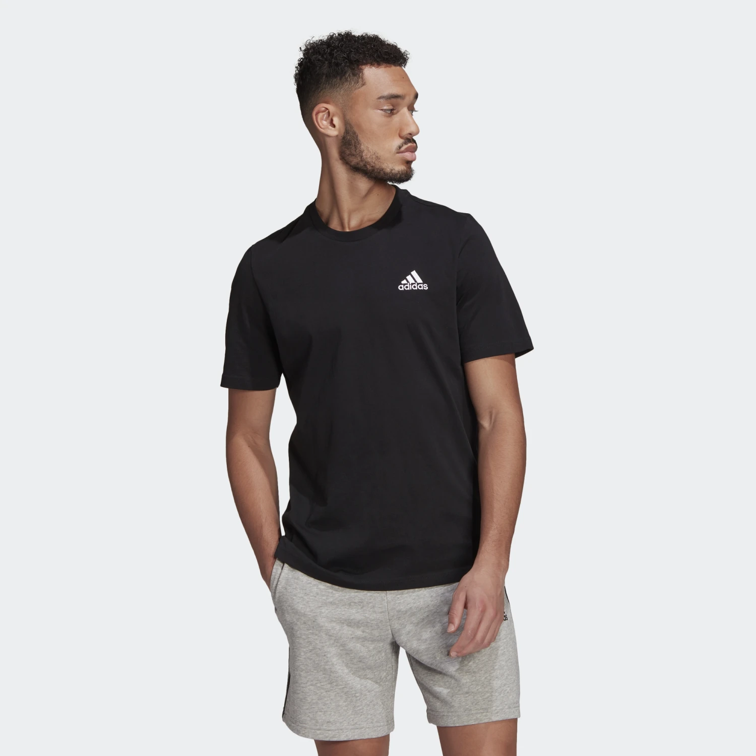 Adidas Essentials Embroidered Small Logo T-Shirt 10639892 5 Adidas Essentials Embroidered Small Logo T-Shirt 10639892 – Bild 3