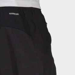 Adidas Trainingsshort 10639876 -Kleiderliebe Laden GT8161 APP on model detail 2 gradient