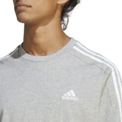 Adidas Essentials Single Jersey 3-Streifen T-Shirt 10680831 -Kleiderliebe Laden IC9337 7 APPAREL On Model Detail View 1 transparent